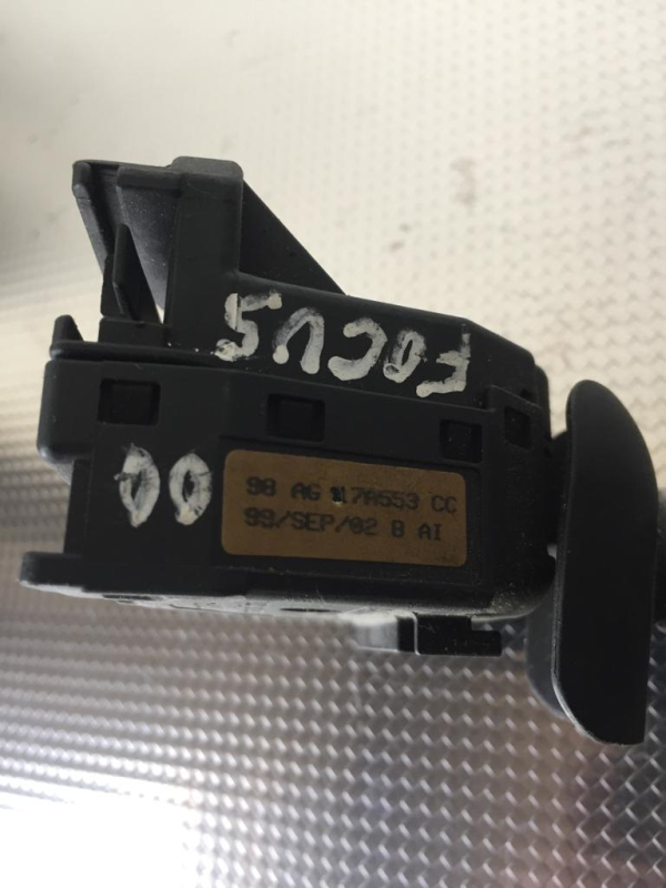 Conjunto / manetes de luzes e limpa vidros FORD Focus I (DAW, DBW) Imagem-2