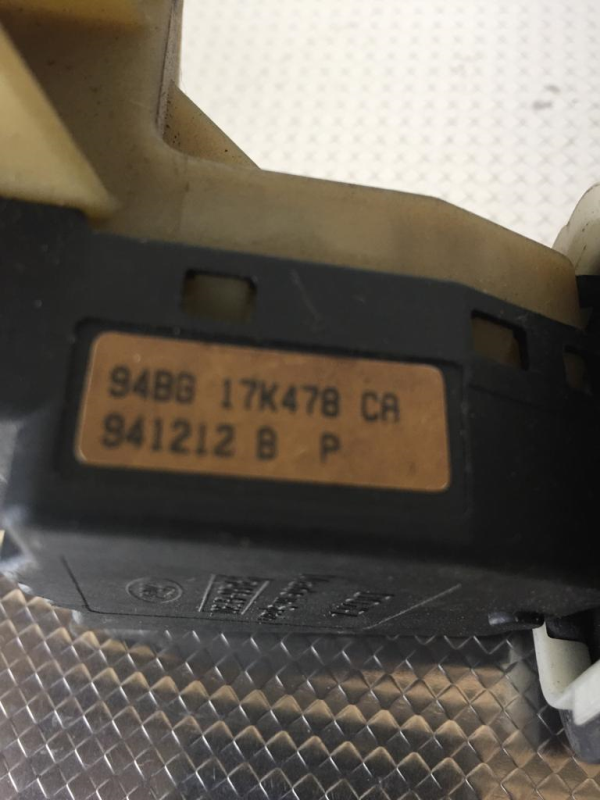 Conjunto / manetes de luzes e limpa vidros FORD Mondeo I (GBP) Imagem-2