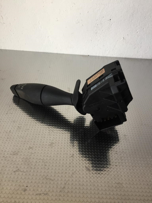 Conjunto / manetes de luzes e limpa vidros FORD Fiesta V (JH_, JD_) Imagem-3