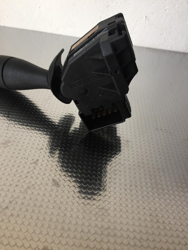 Conjunto / manetes de luzes e limpa vidros FORD Fiesta V (JH_, JD_) Imagem-4