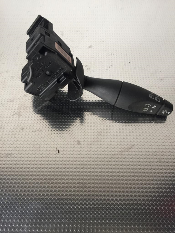 Conjunto / manetes de luzes e limpa vidros FORD Fiesta V (JH_, JD_)