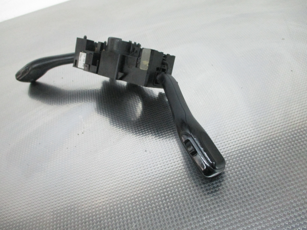 Conjunto / manetes de luzes e limpa vidros VOLKSWAGEN Golf IV (1J1) Imagem-2