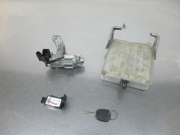 Kit imobilizador TOYOTA Corolla Hatchback (_E12_) Imagem-2