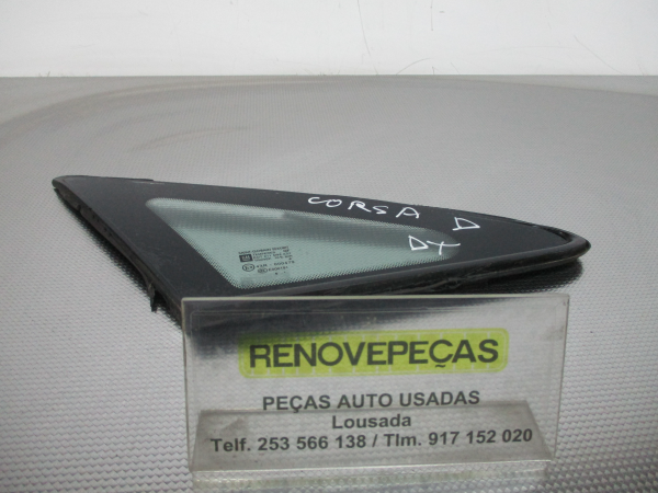 Vidro triangular frente direito OPEL Corsa D