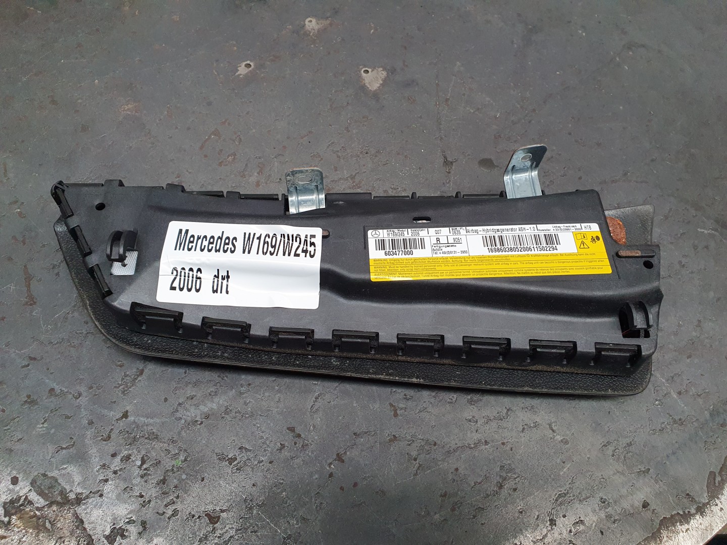 Airbag  Droite MERCEDES-BENZ Classe A (W169) Imagem-1