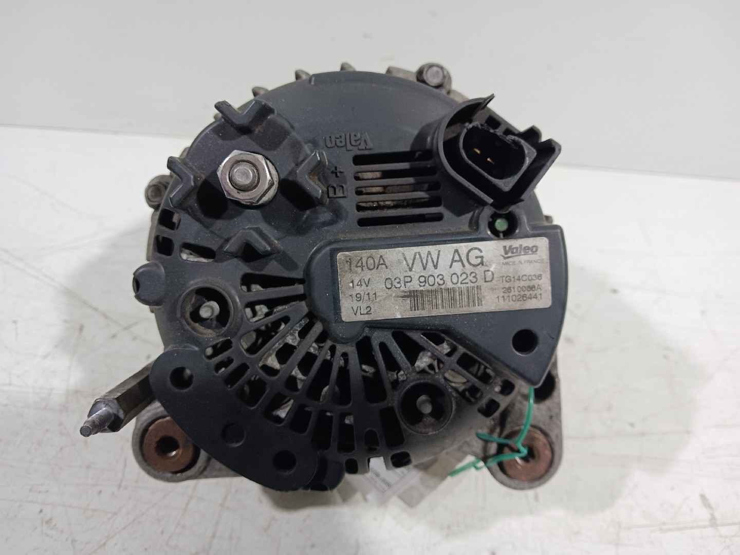 Alternador SEAT Ibiza IV (6J5, 6P1) Imagem-2
