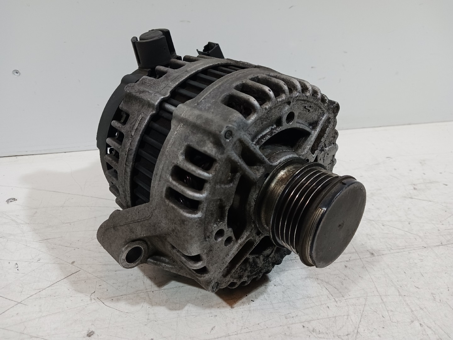 Alternador VOLVO XC60 I (156)