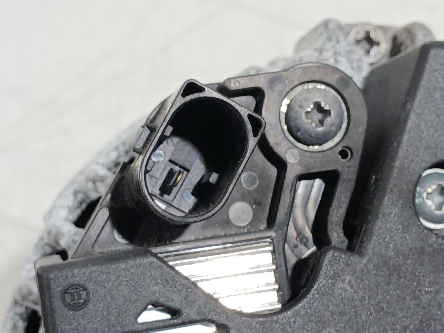 Alternador MERCEDES-BENZ GLA (X156) Imagem-4