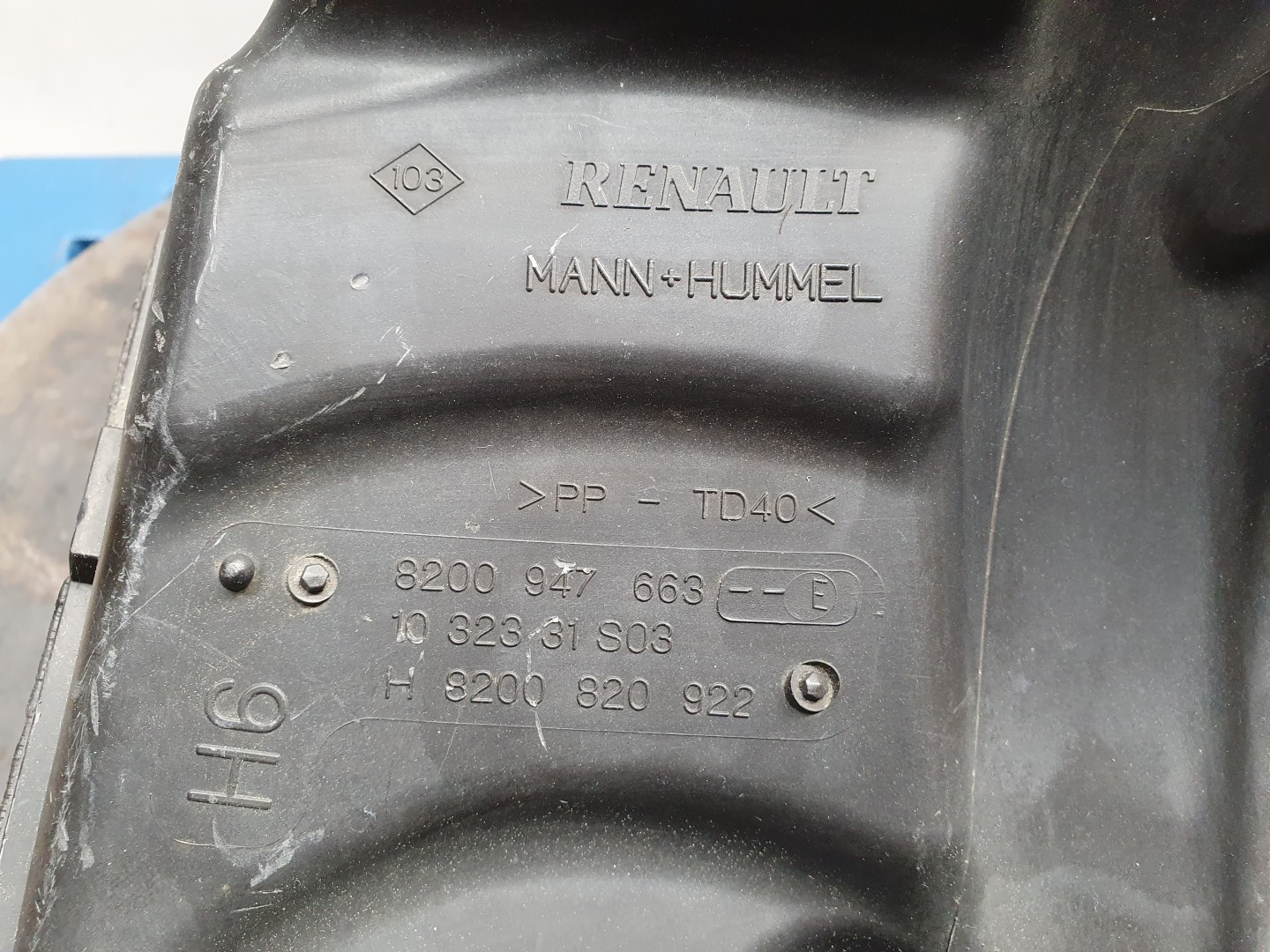 Boîtier filtre à air RENAULT Megane III (BZ0_) Imagem-2