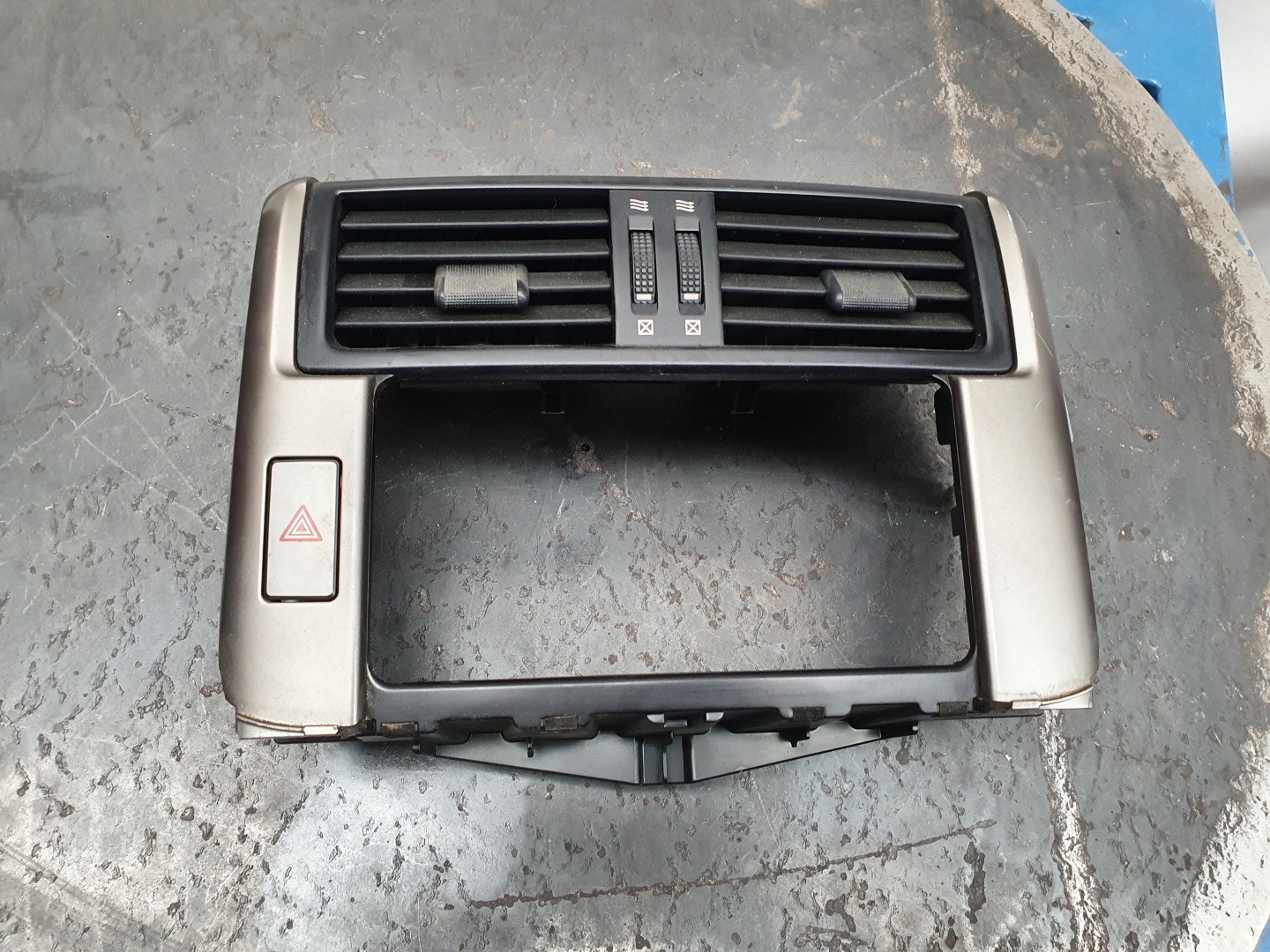 TOYOTA LAND CRUISER 150 J150 J15 2009-2013 PLACA DE MONTAJE DEL CABRESTANTE OCULTA OFFROAD