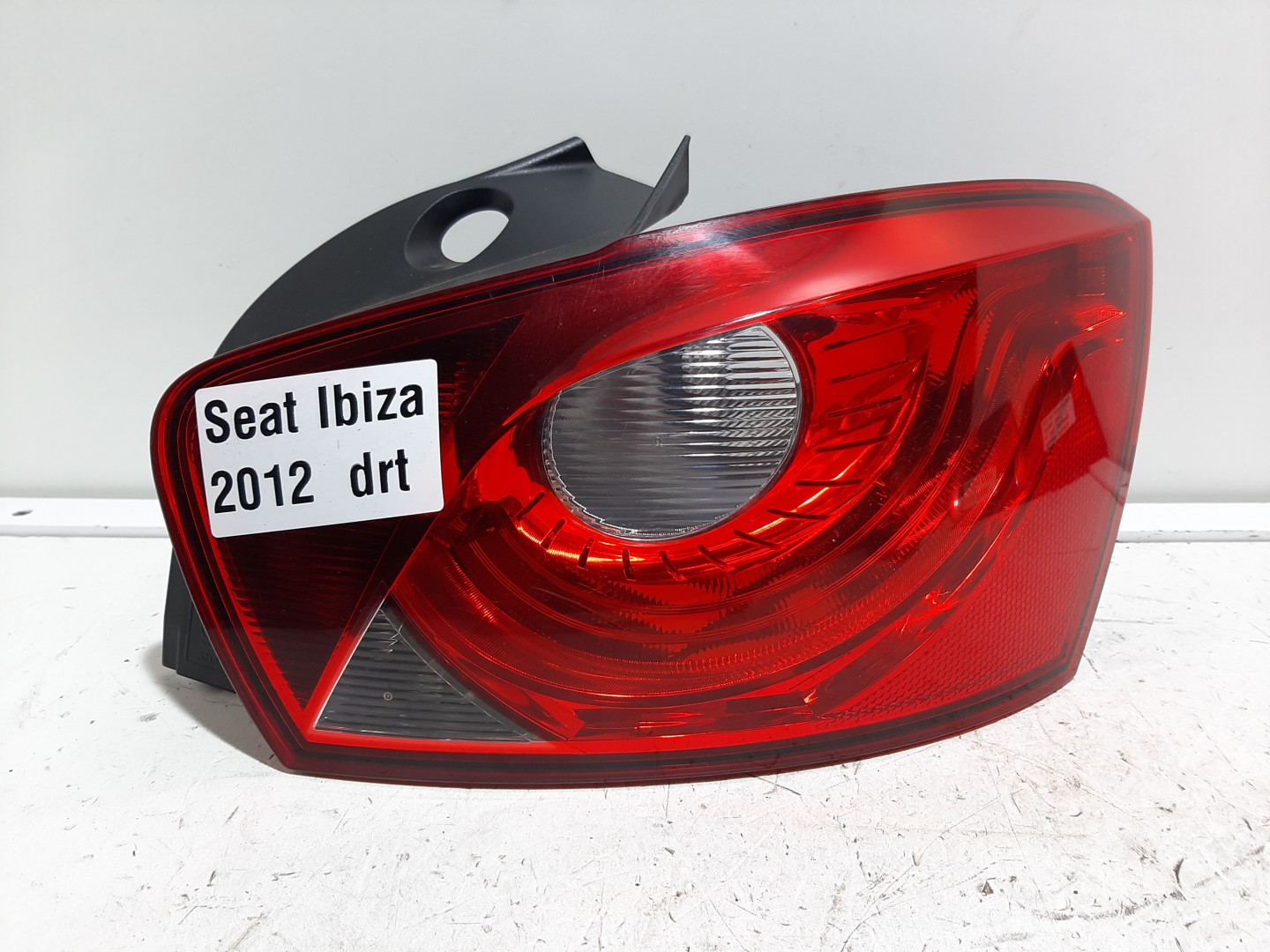 Farolim direito SEAT Ibiza IV (6J5, 6P1)
