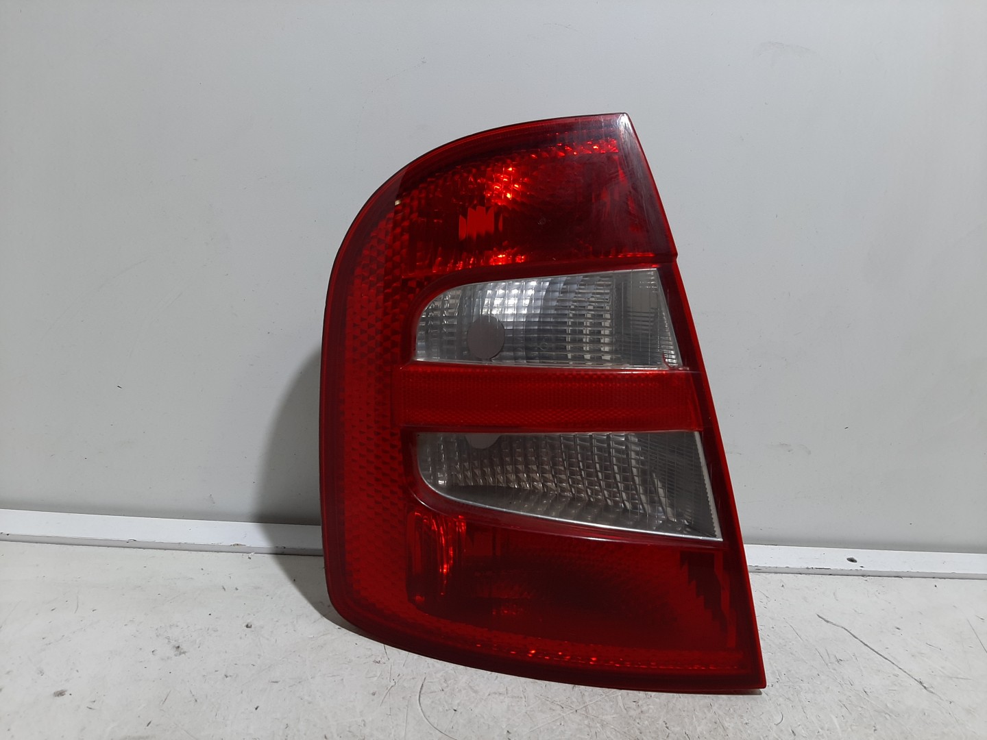 Farolim esquerdo SKODA Fabia I Hatchback (6Y2)