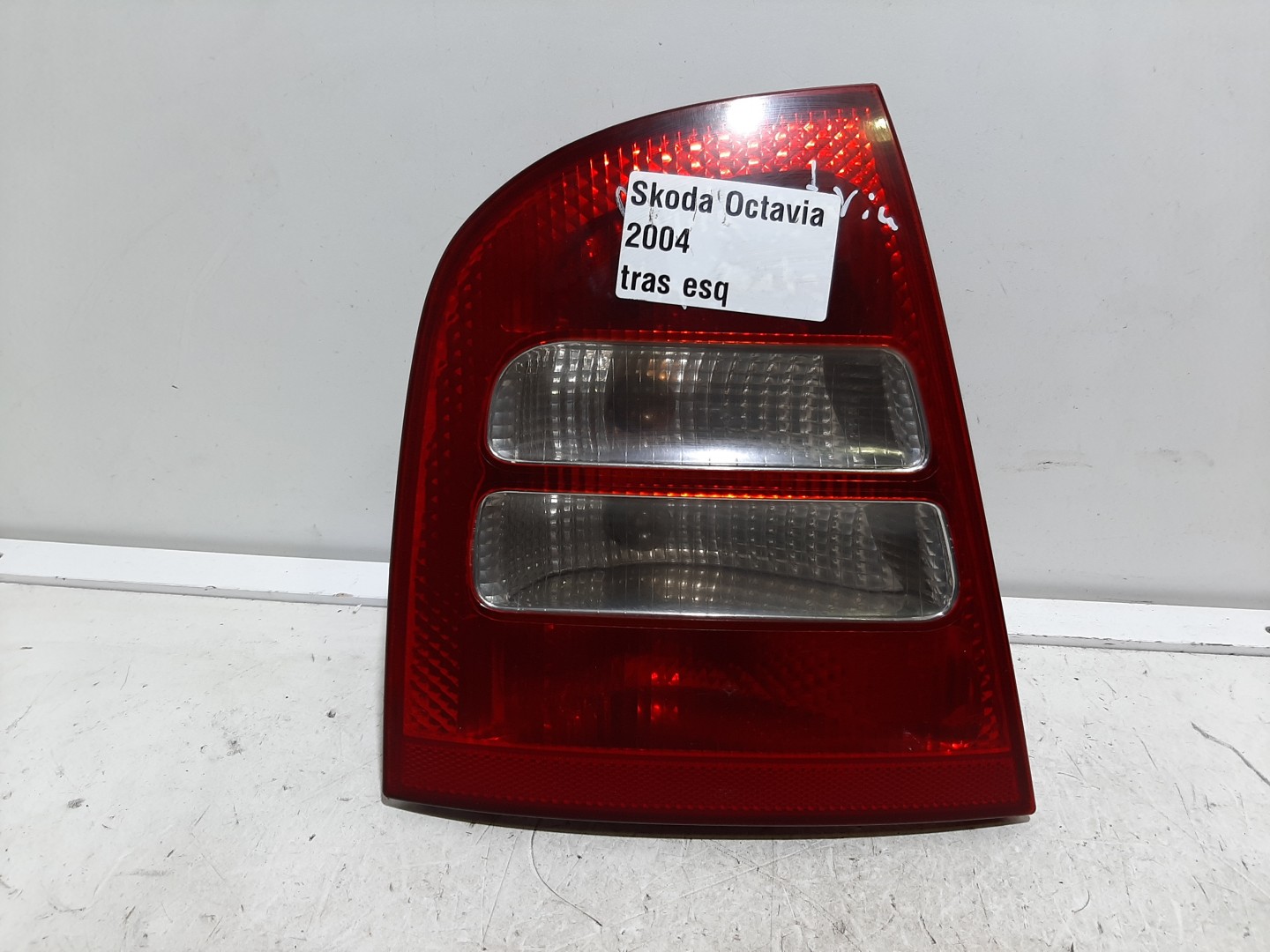 Farolim esquerdo SKODA Octavia I Hatchback (1U2)