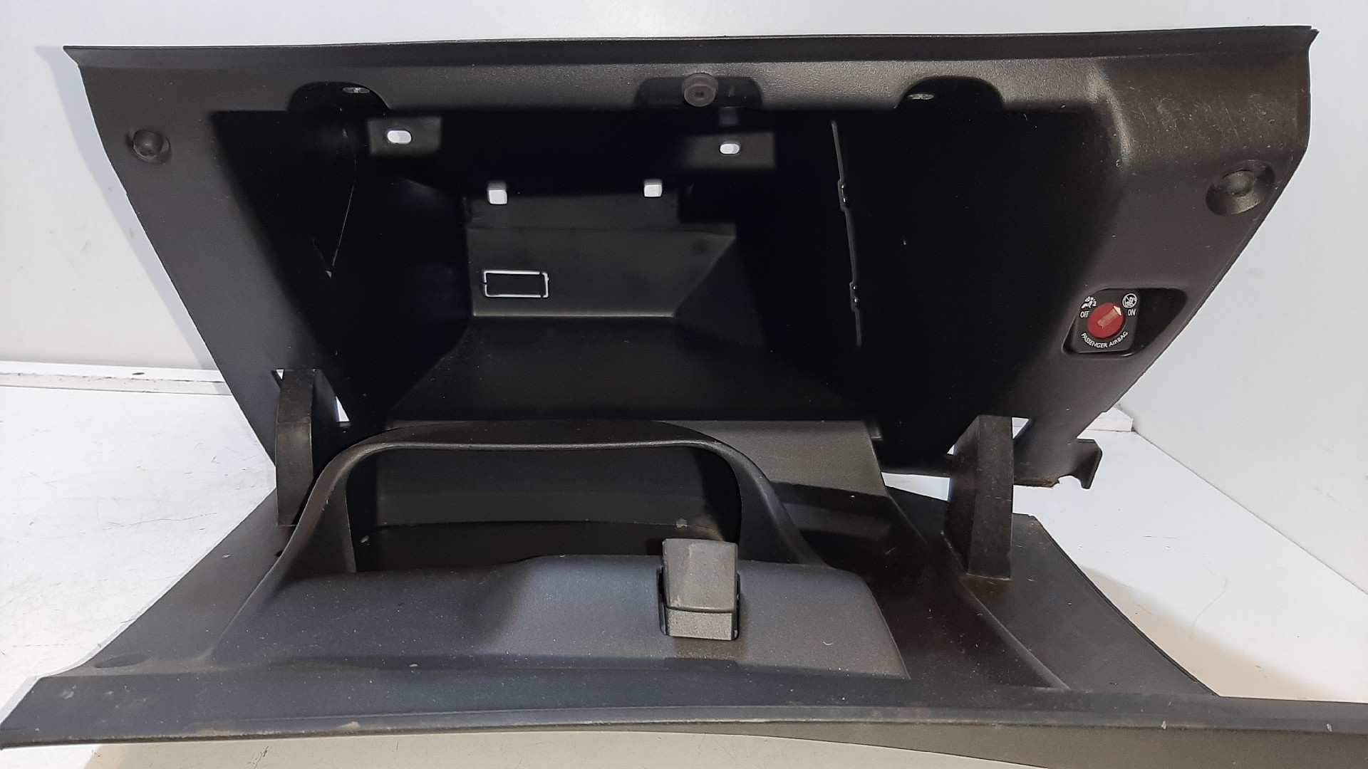 Boîte à gants PEUGEOT 208 Imagem-4