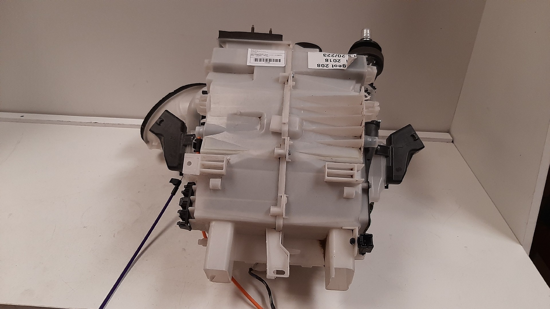 Caixa de Sofagem PEUGEOT 208