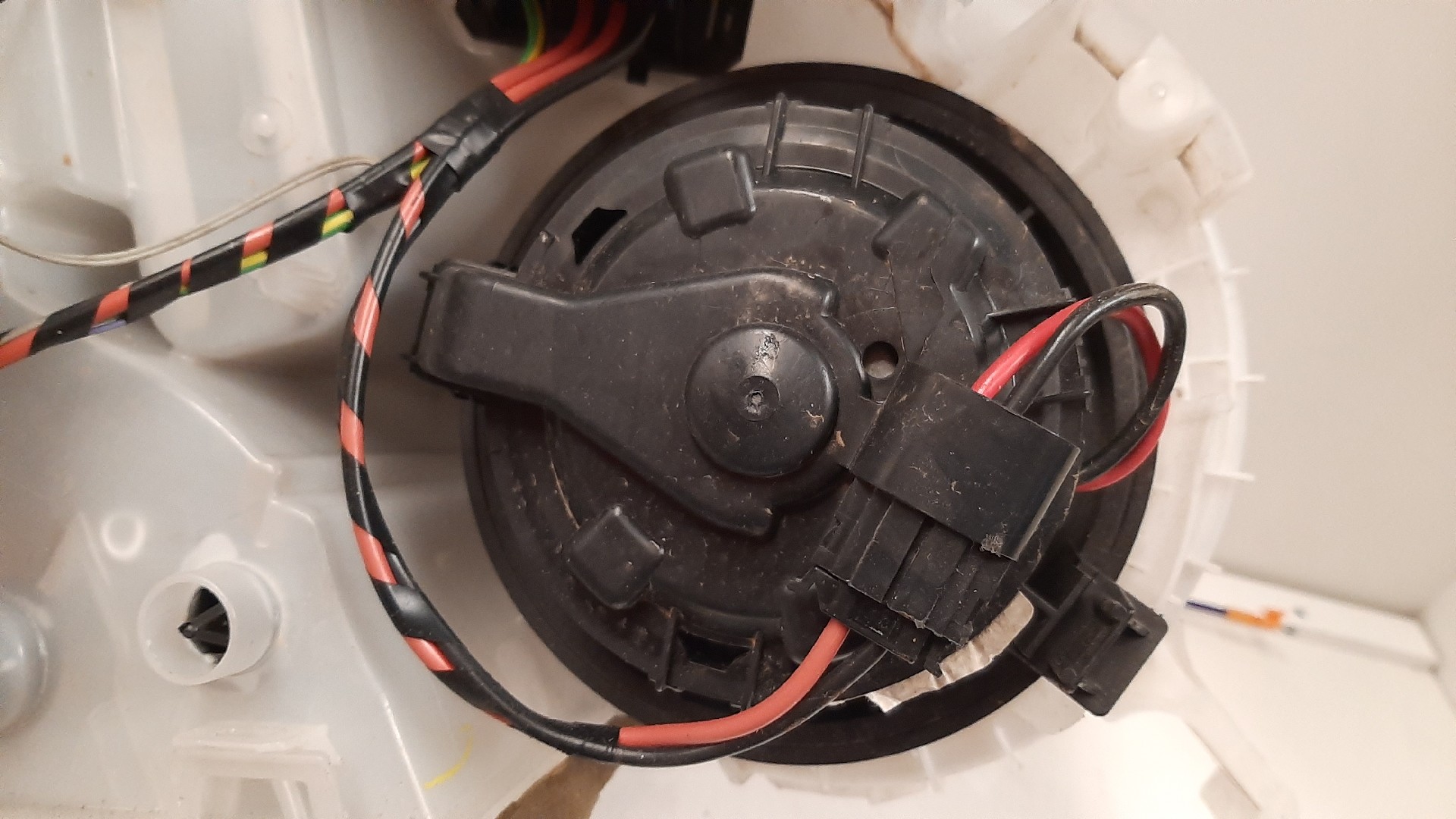 Caixa de Sofagem PEUGEOT 208 Imagem-6