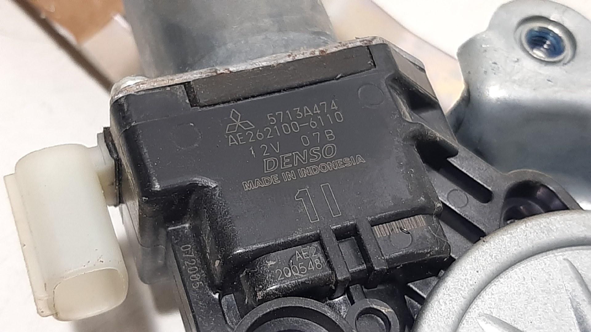 Lève-vitre arrière gauche MITSUBISHI L 200 / Triton Pick Up (KJ_, KK_, KL_) Imagem-3