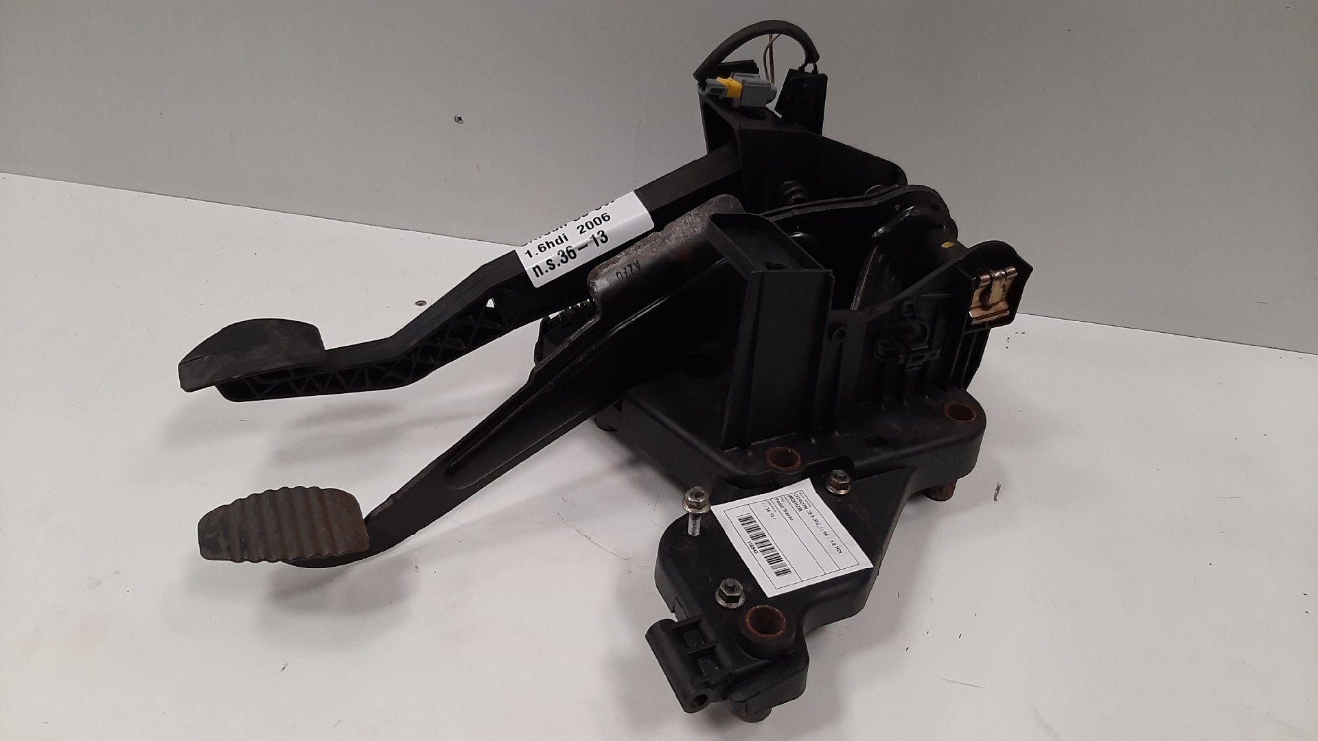 Pédale de frein CITROËN C5 II (RC_) Imagem-1