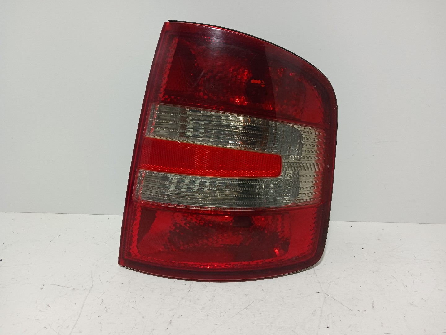 Farolim direito SKODA Fabia I Break (6Y5)