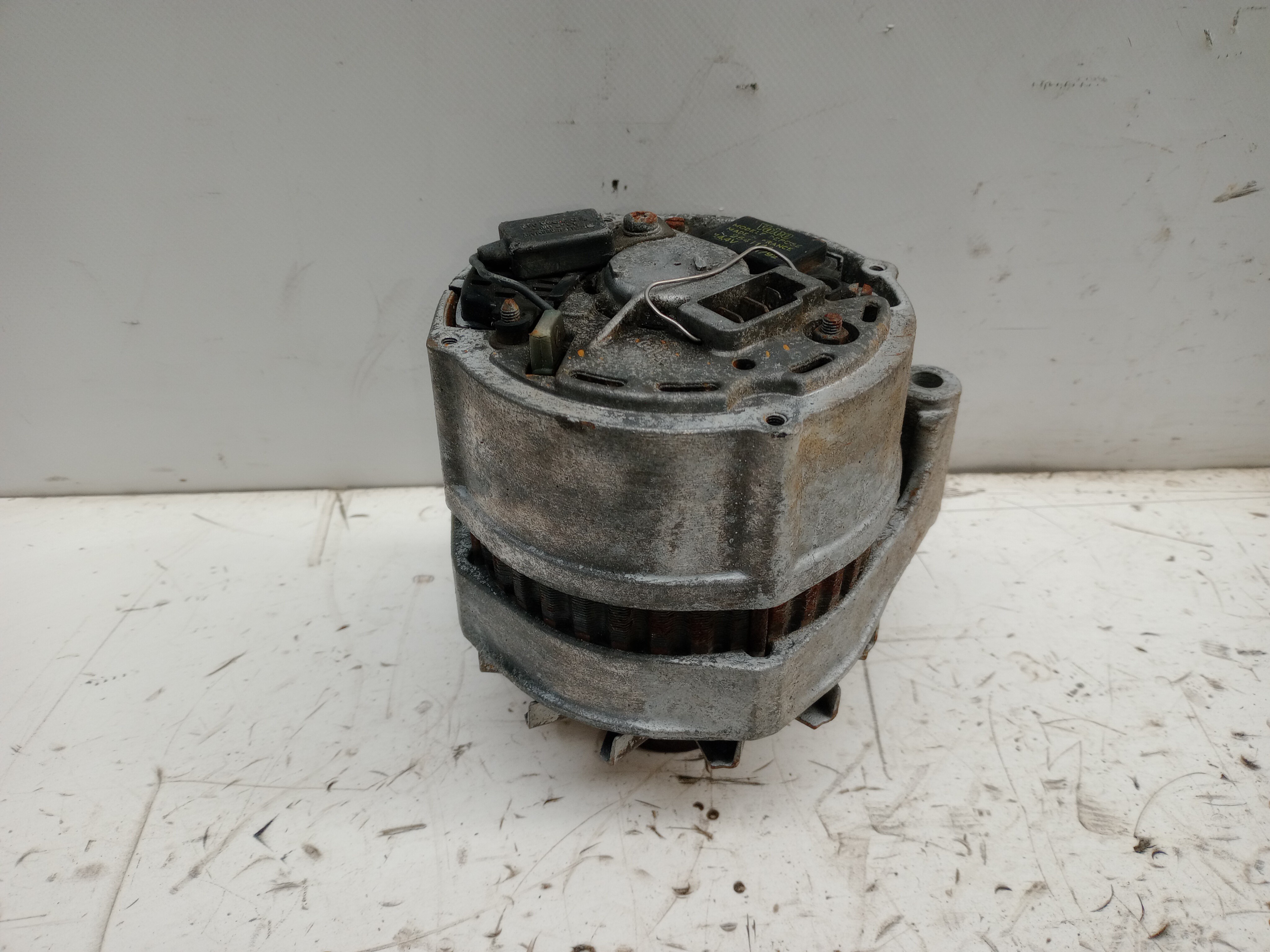 Alternador MERCEDES-BENZ 190 (W201) Imagem-1