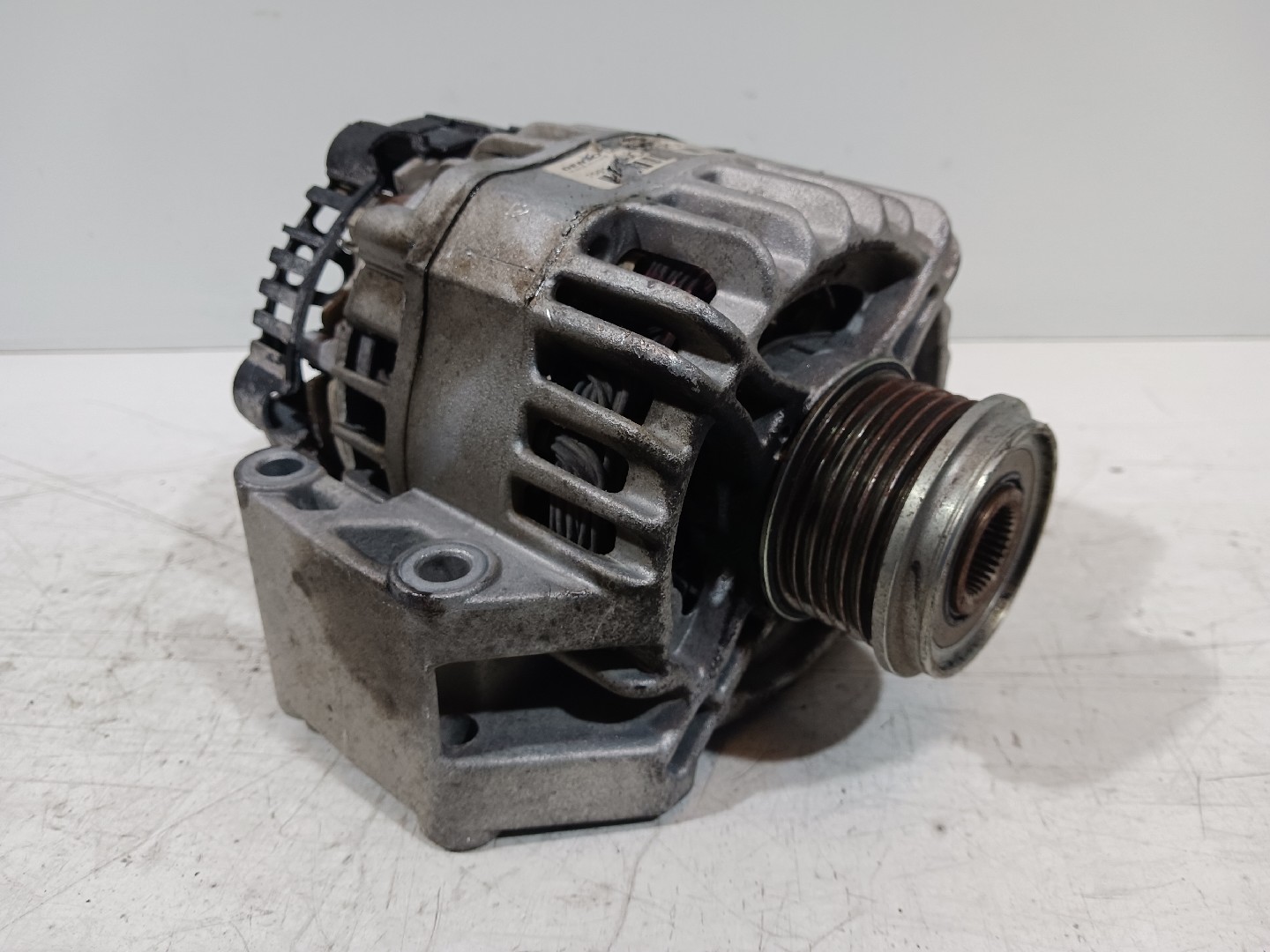 Alternador OPEL Corsa D