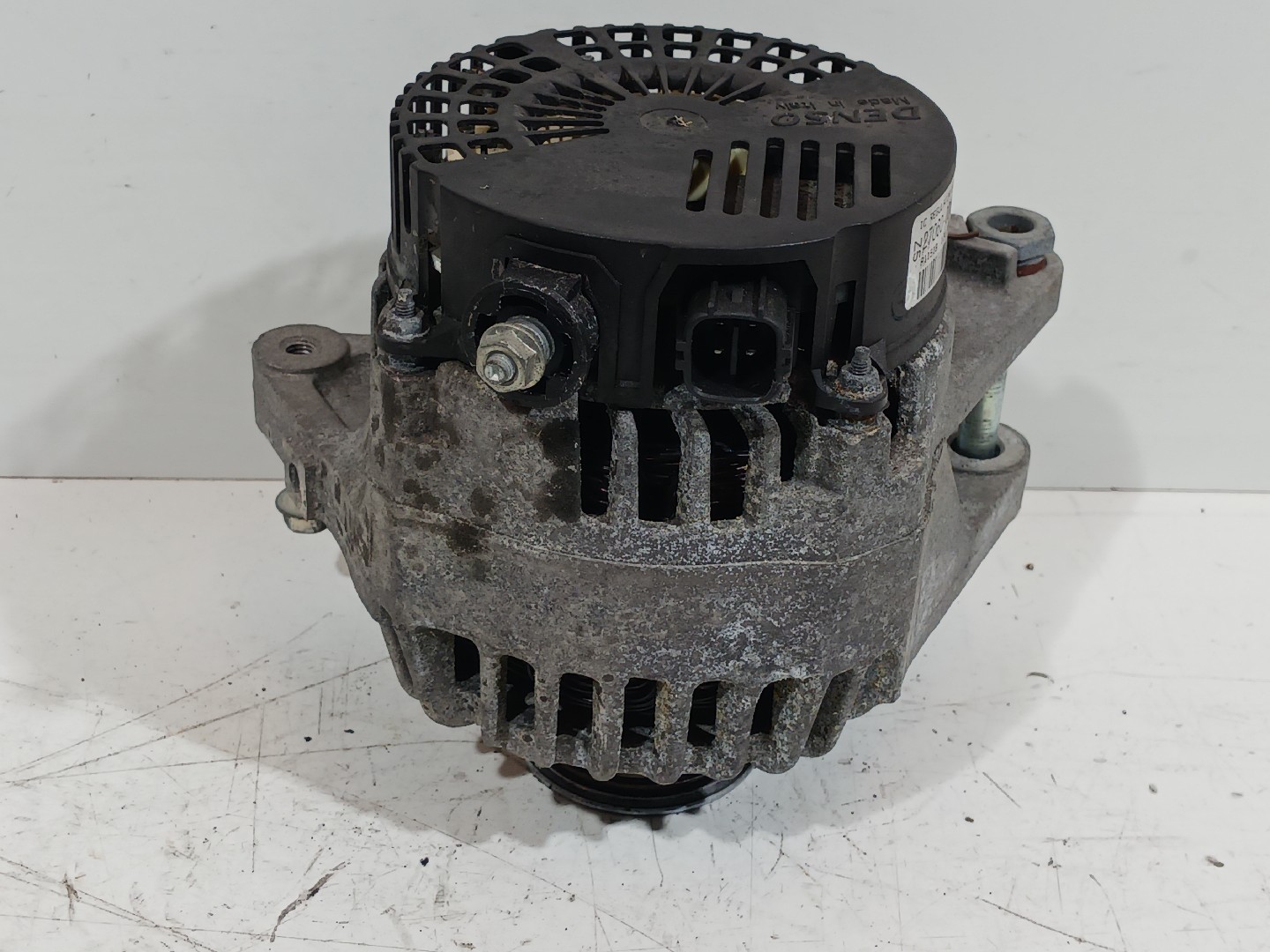 Alternador TOYOTA Auris Hatchback (_E15_)