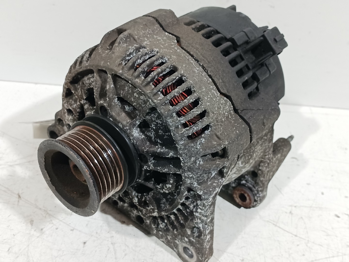 Alternador VOLKSWAGEN Polo Variant (6V5)