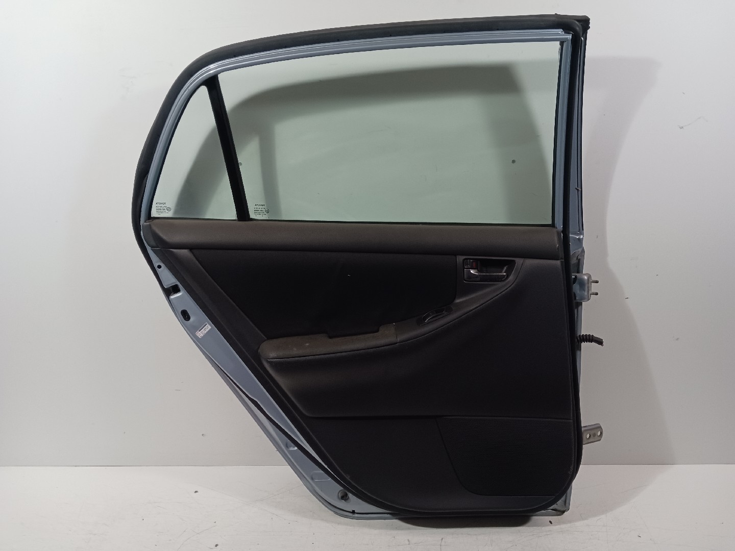 Toyota Corolla E12 rear left door interior handle location