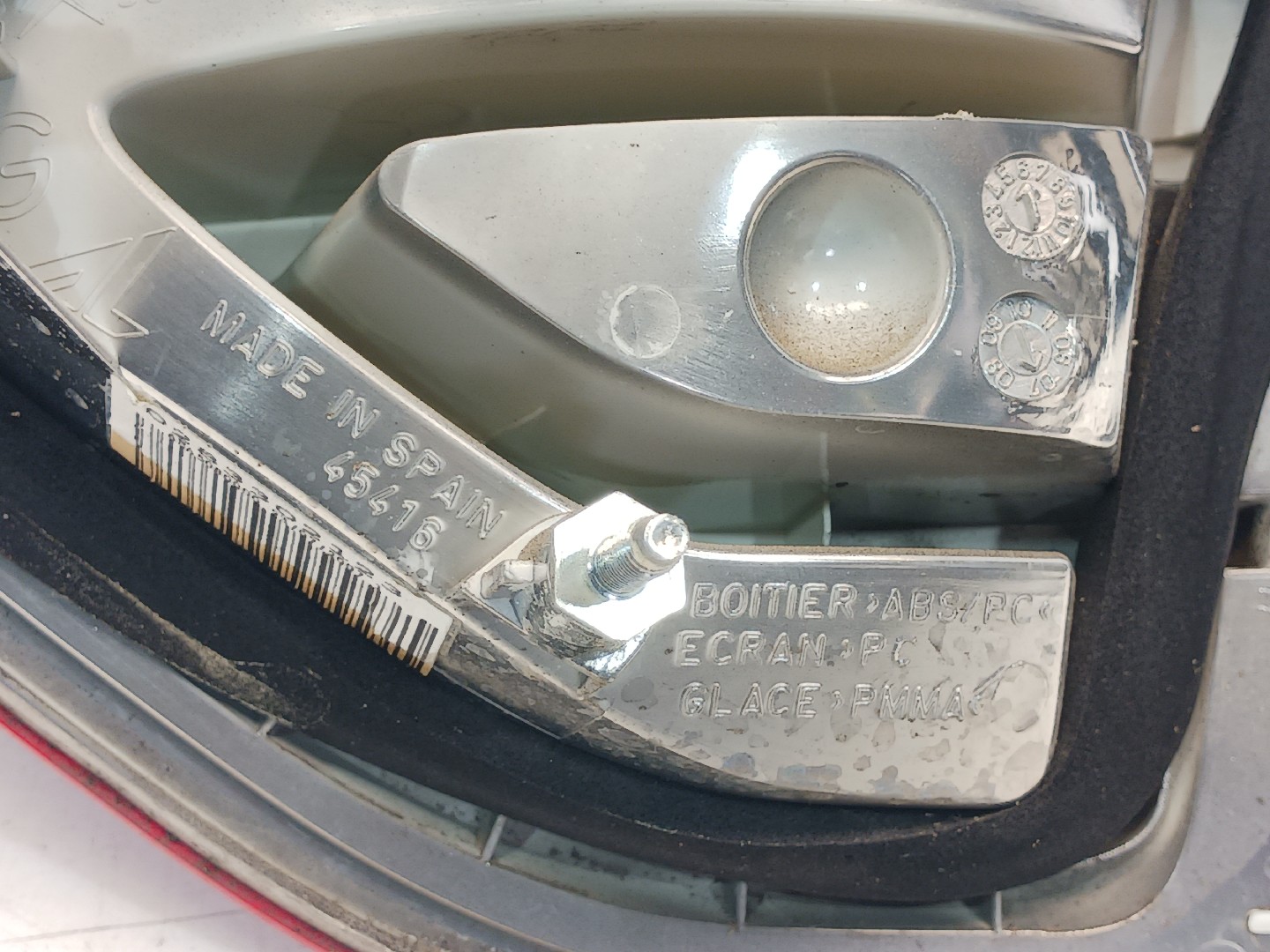 Feu de coffre Gauche CITROËN C4 Picasso I (UD_) Imagem-4