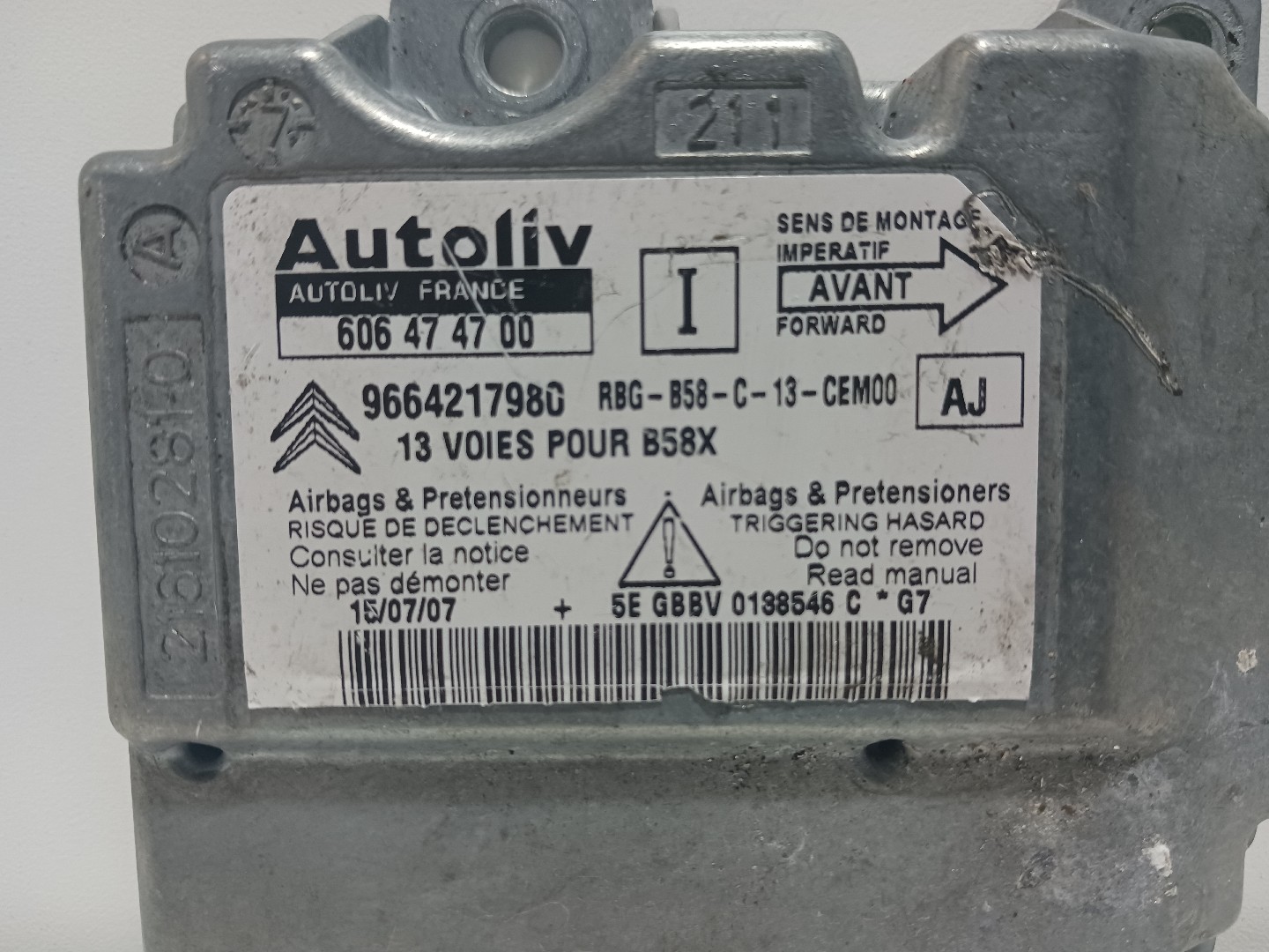 Calculateur  airbag CITROËN C4 Picasso I (UD_) Imagem-2