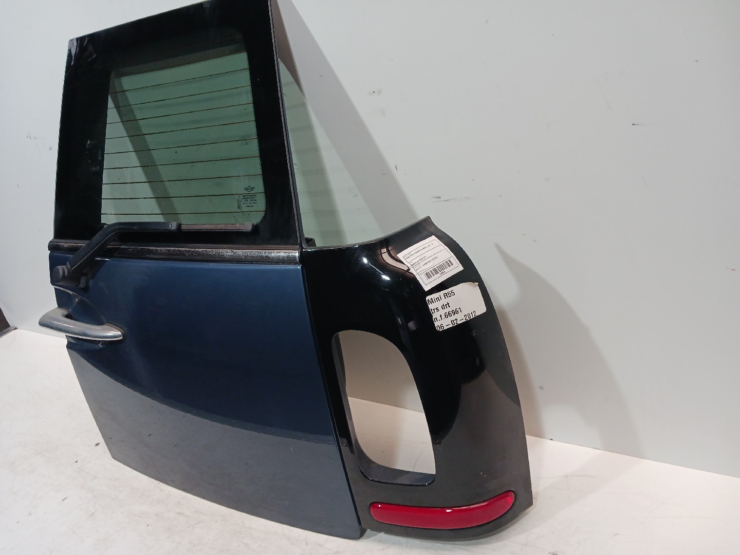 Porte de coffre Droit MINI Mini Clubman (R55) Imagem-1