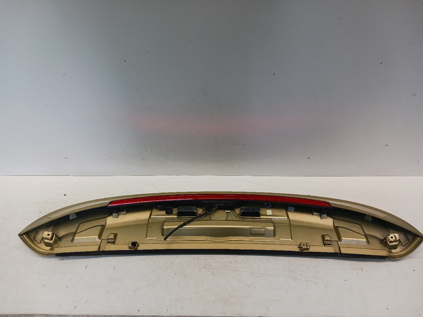 Becquet de coffre CITROËN C4 Picasso I (UD_) Imagem-6