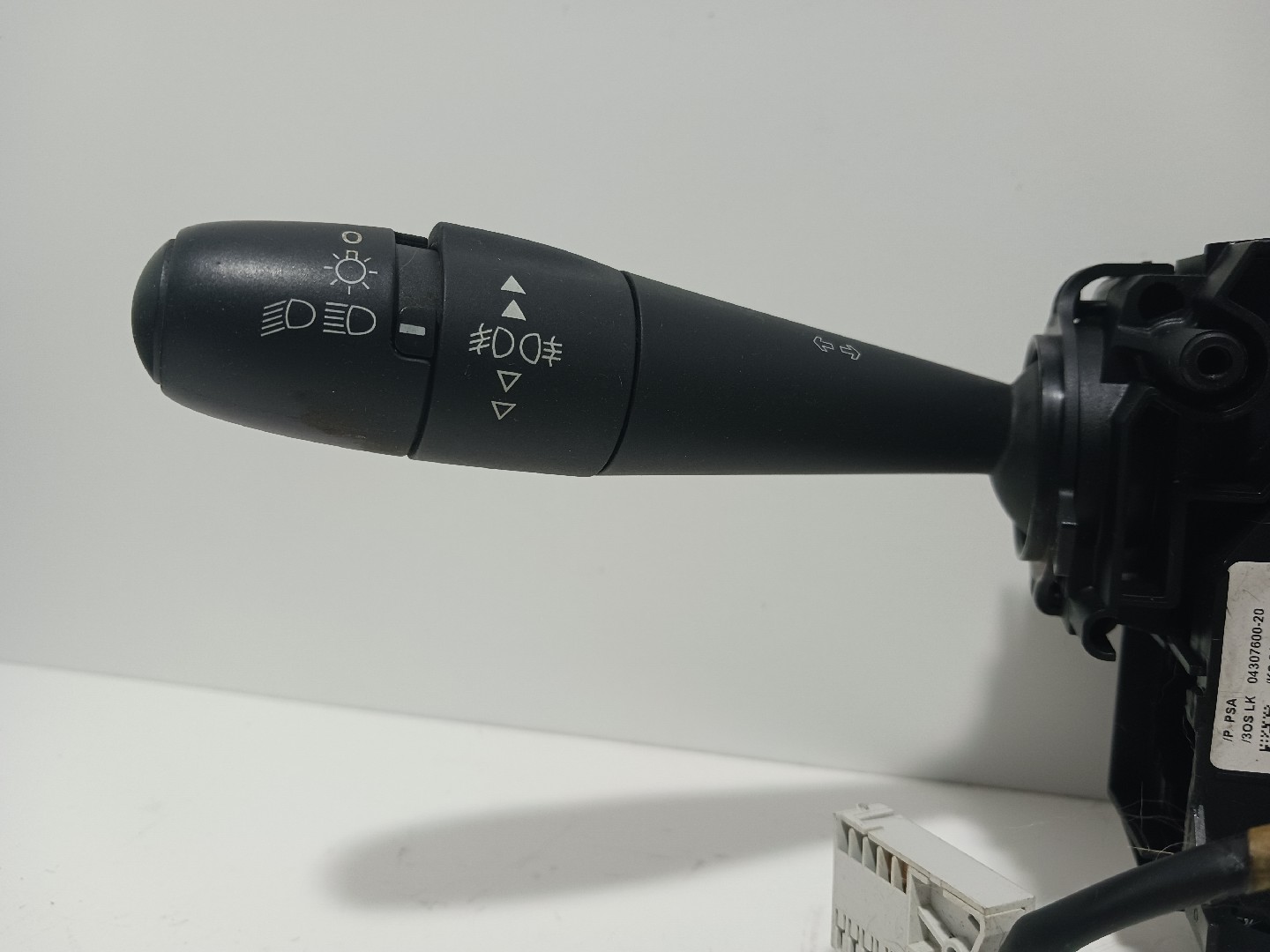 Light control stalk CITROËN C3 II (SC_) Imagem-1