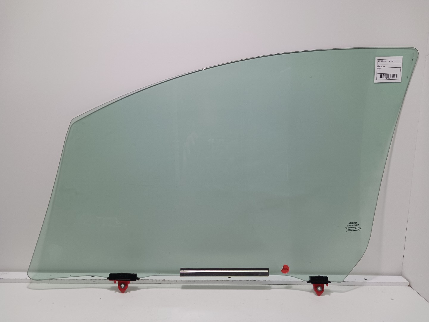 Right front door glass TOYOTA Yaris (_P15_)