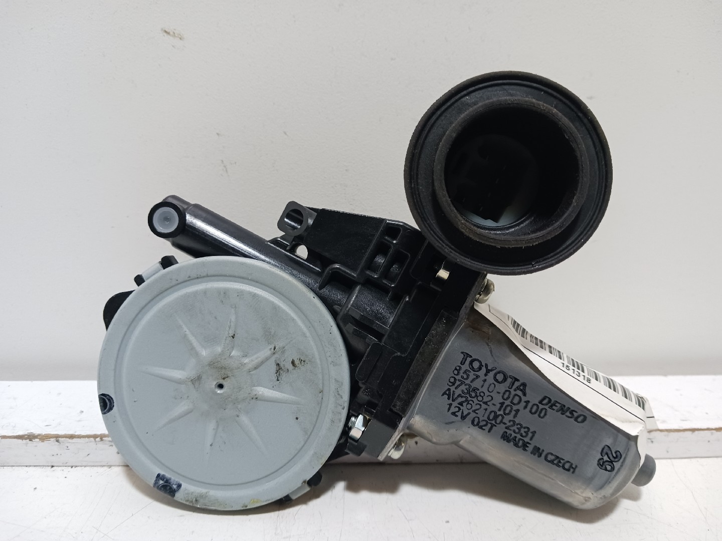 Front Right Door Window Regulator Motor TOYOTA Yaris (_P15_)