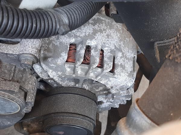 Alternador VOLVO V60 I (155)