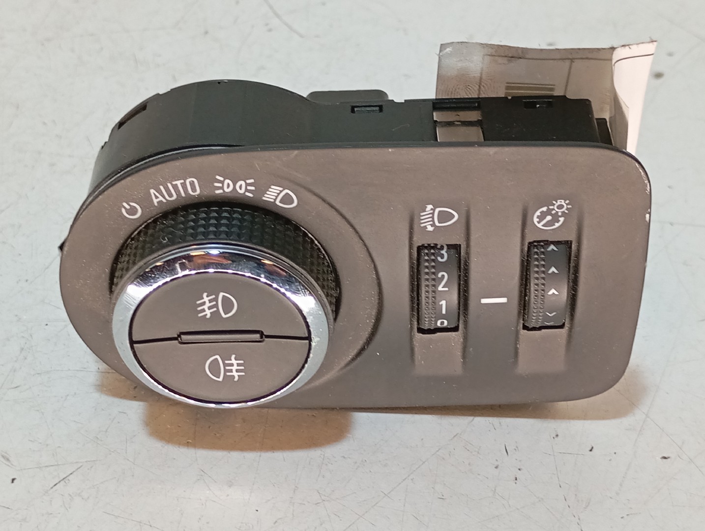 Botão / interruptor de luzes OPEL Corsa E