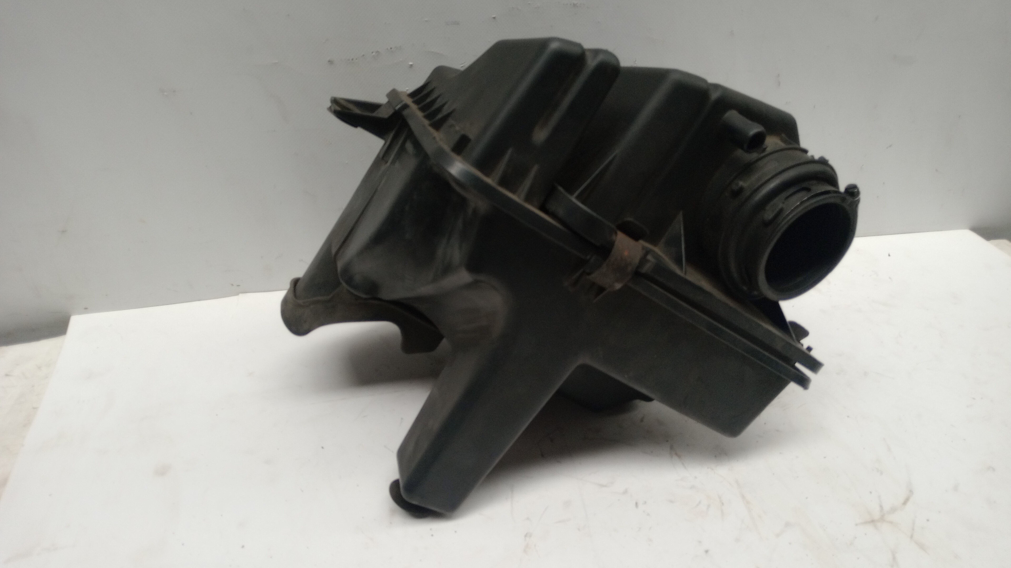 Air filter box CHRYSLER Voyager / Grand Voyager III (GS) Imagem-1