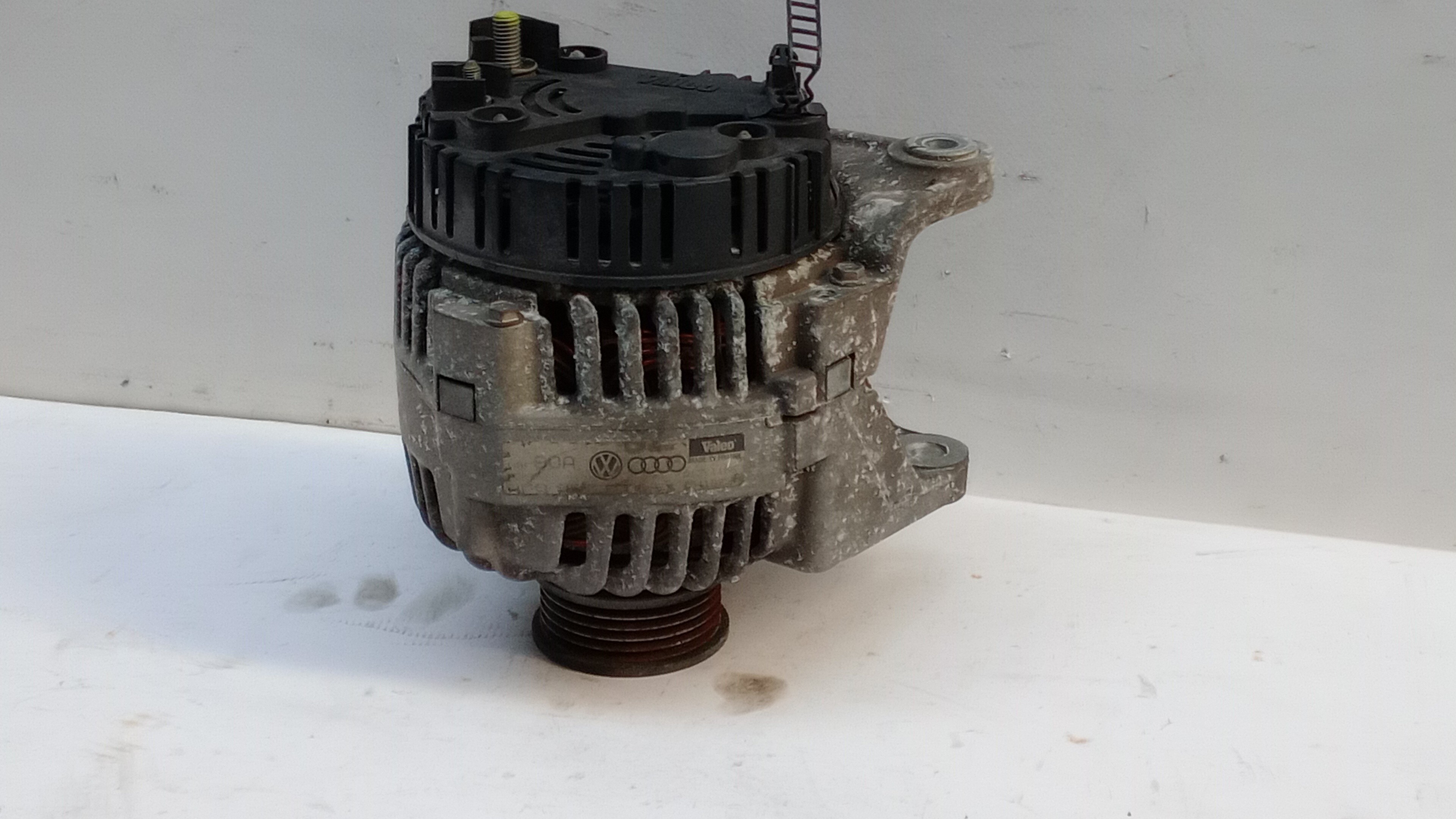 Alternador AUDI A6 (4B2, C5)