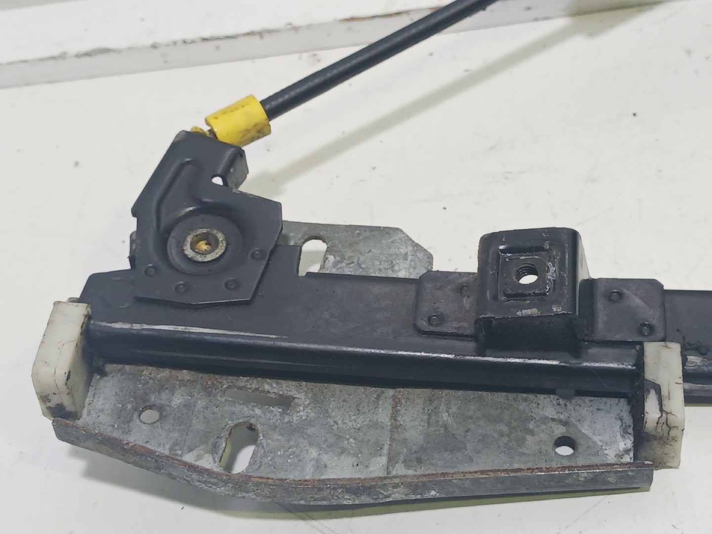 Lève-vitre arrière gauche VOLKSWAGEN Passat (3A2, 35I) Imagem-4