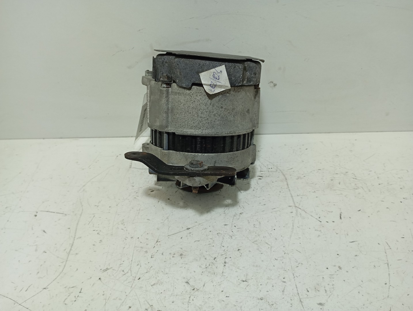 Alternador FORD Fiesta III (GFJ) Imagem-1