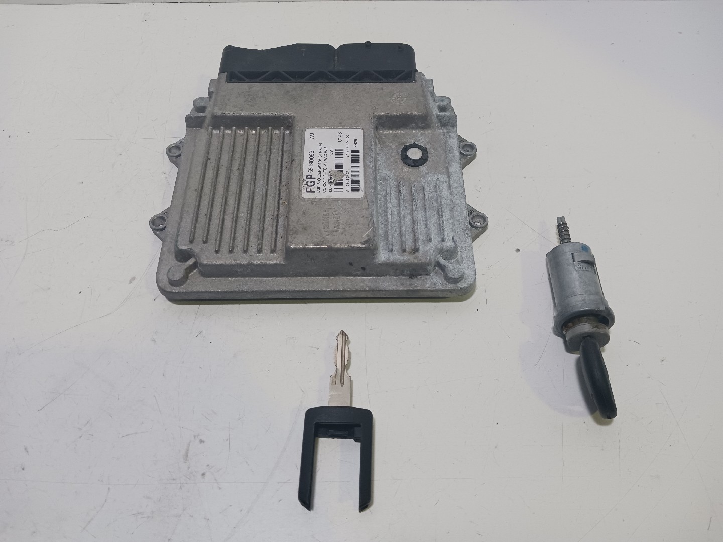 Centralina motor / ECU OPEL Corsa C Imagem-0