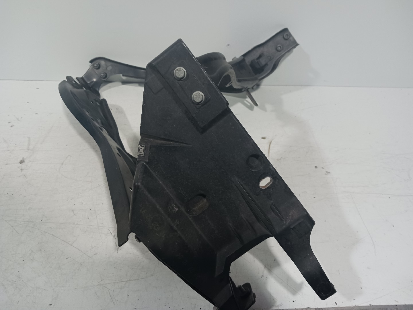 Mascara do farol Drt MERCEDES-BENZ Classe E (W212) Imagem-3