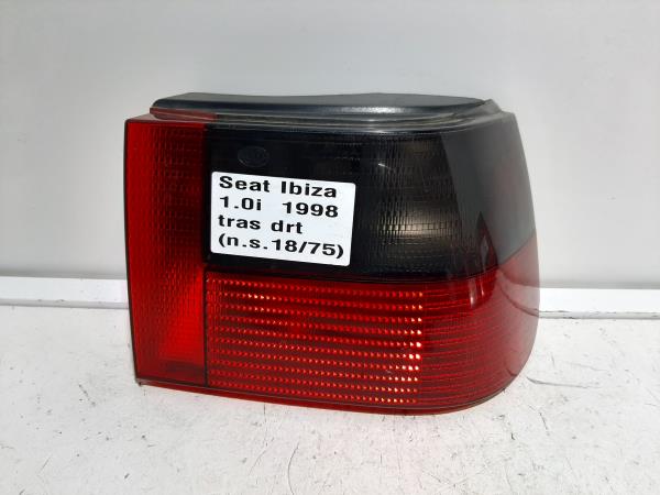 Farolim direito SEAT Ibiza II (6K1)