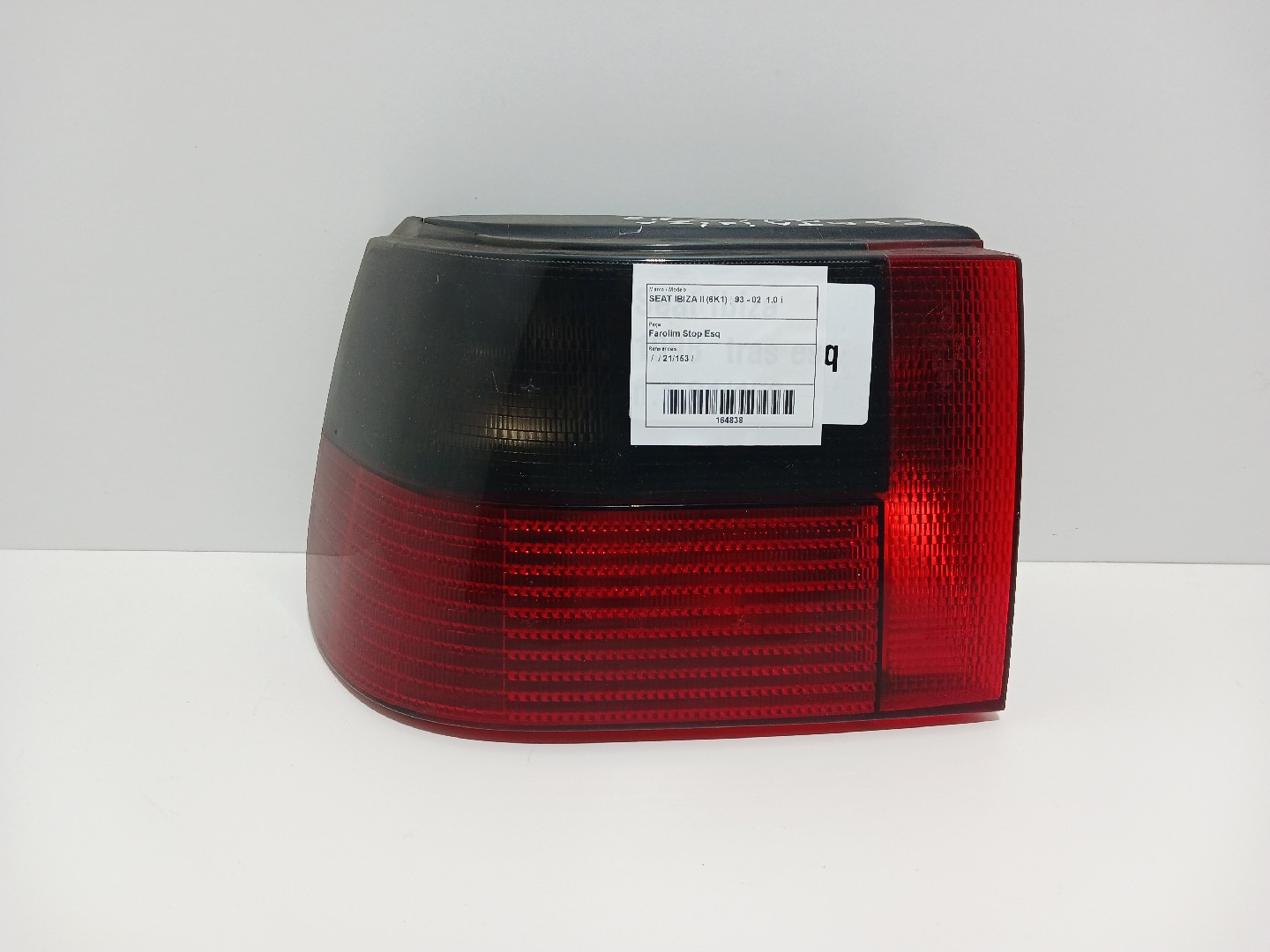 Farolim esquerdo SEAT Ibiza II (6K1)