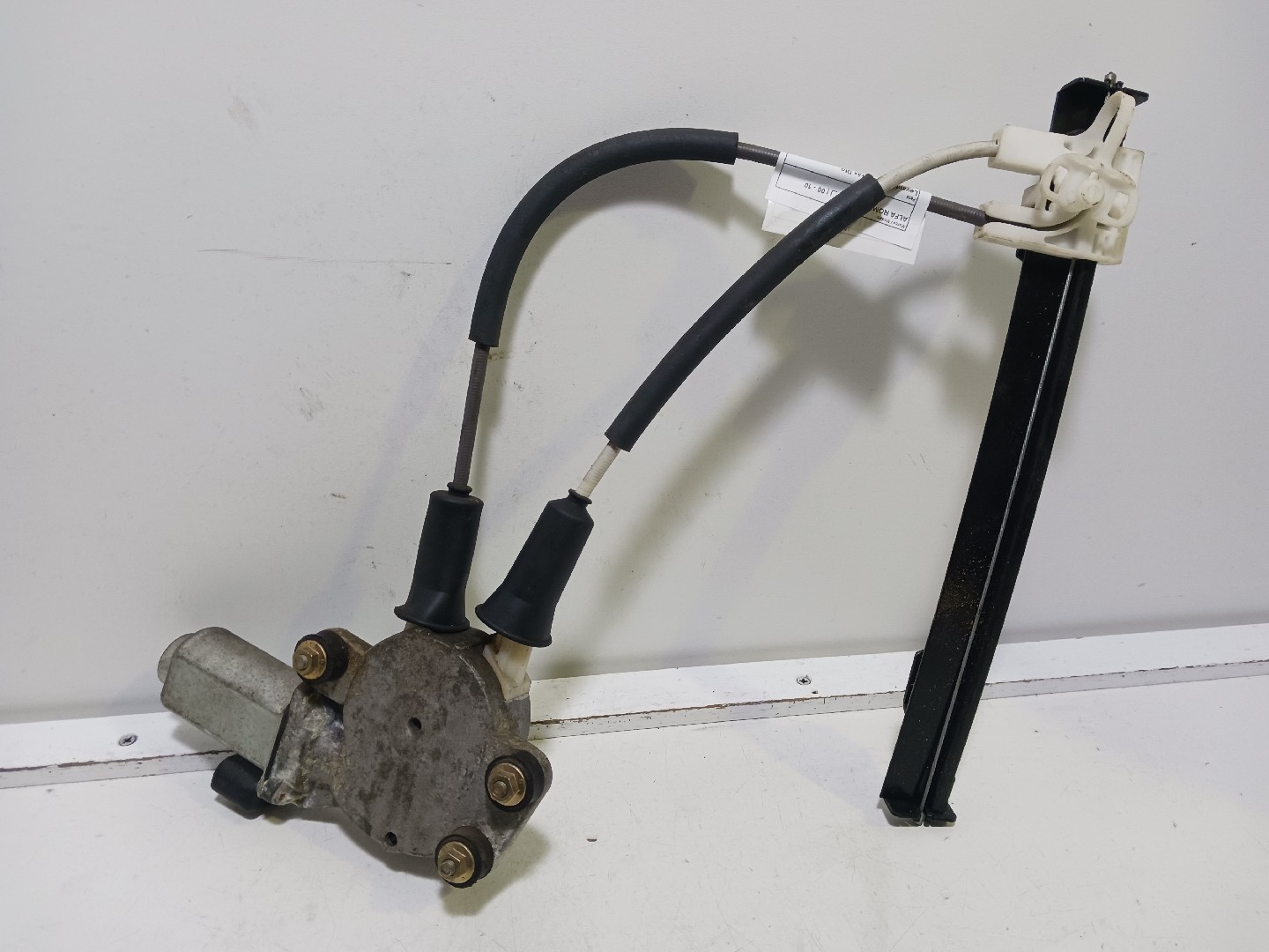 Elevalunas trasero derecho ALFA ROMEO 147 (937_) Imagem-1