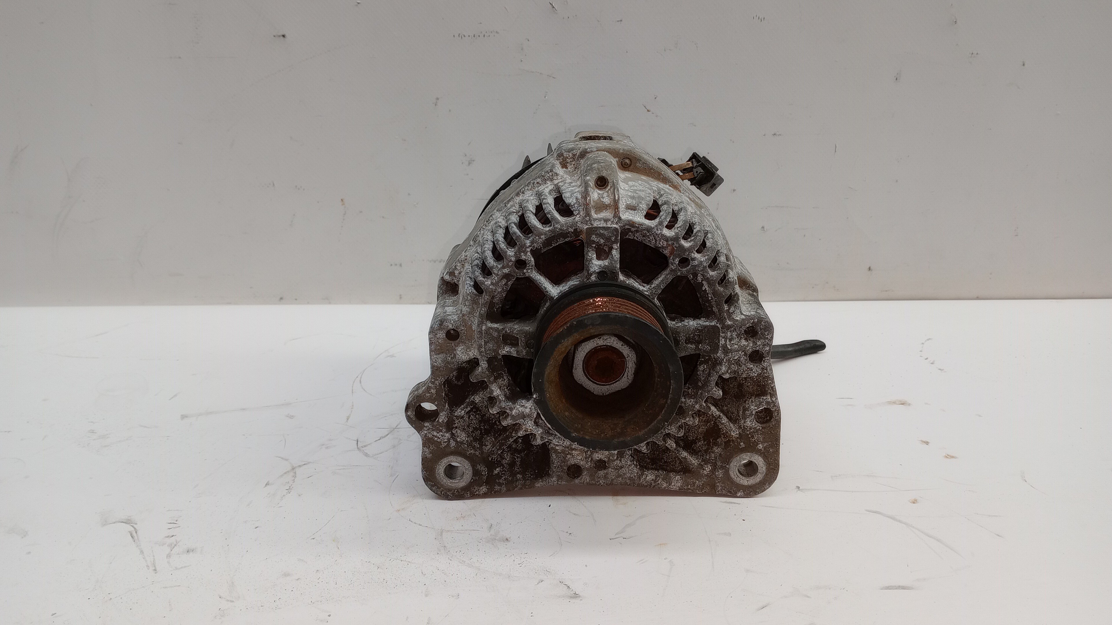 Alternador VOLKSWAGEN Polo (6N) Imagem-2