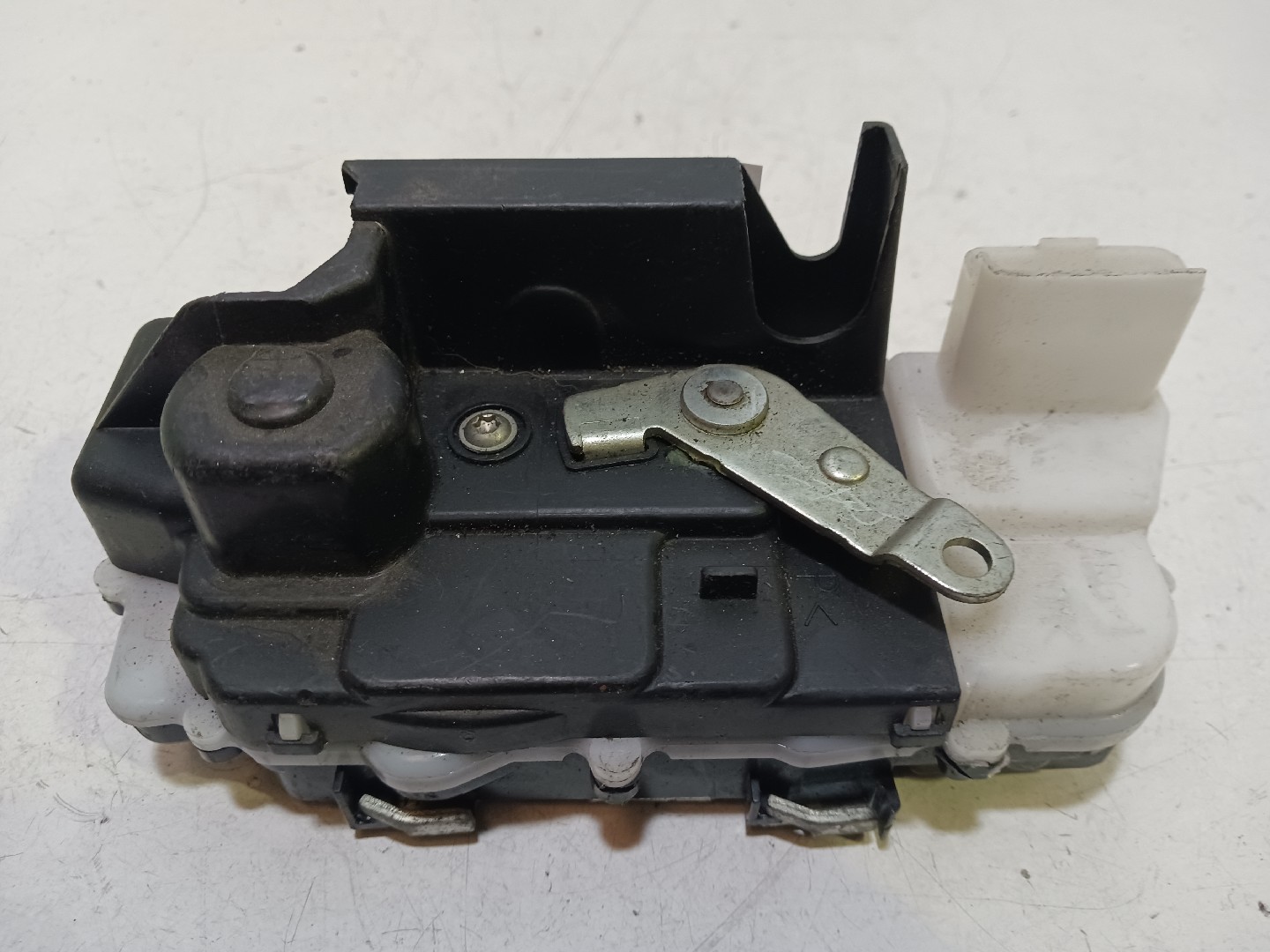 Serrure Arrière Gauche CITROËN C5 III (RD_) Imagem-4