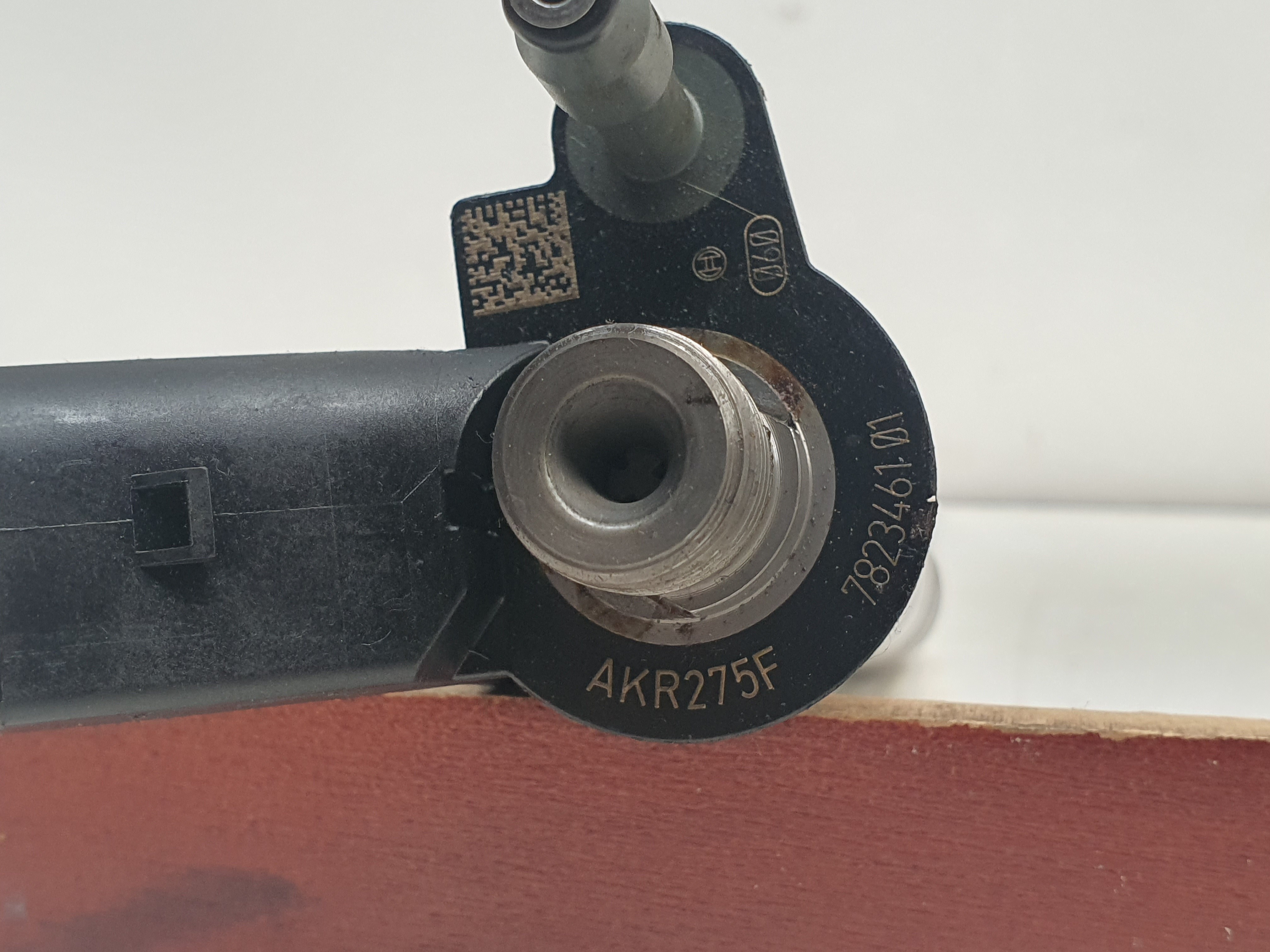 Injector BMW 5 Touring (F11) Imagem-3