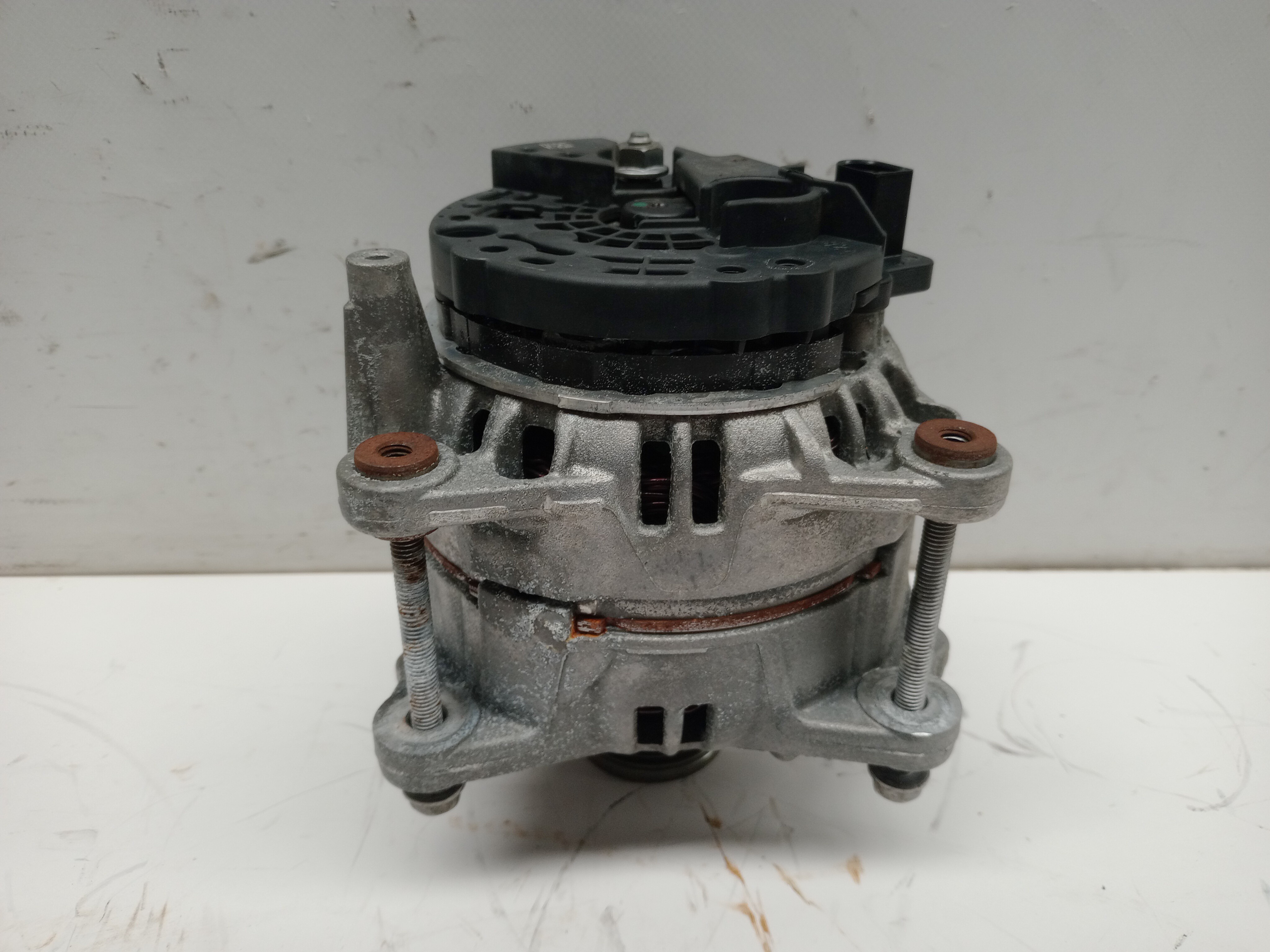 Alternador AUDI A4 (8K2, B8) Imagem-1